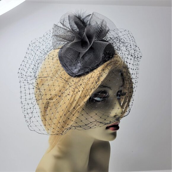 Black Veil Netting Fascinator With Veil Netting, Tulle and Feathers - Picture 3 of 16